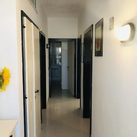 بيت للعطل Comodo Piano Terra 400mt Varadero ليدو ماريني