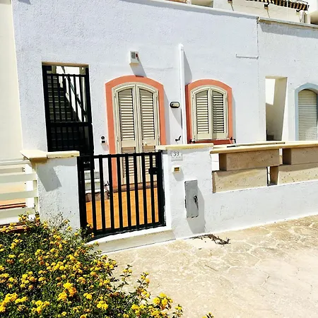 بيت للعطل Comodo Piano Terra 400mt Varadero